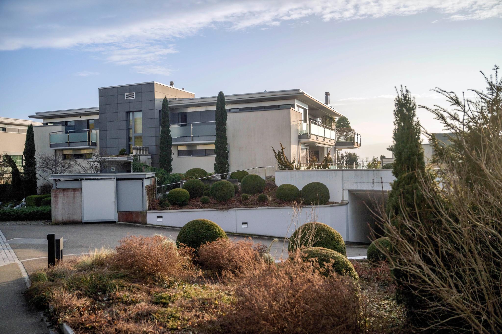 Modern terrace apartment with lake view.