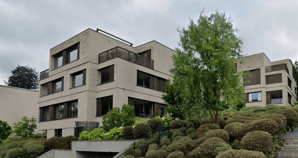Moderna villa cittadina a Zurigo.