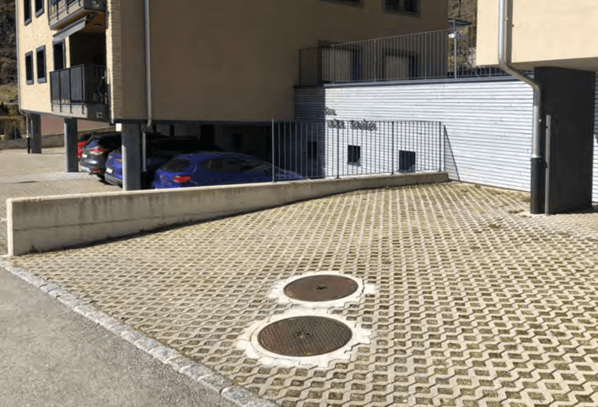 Property Inside Image perspectiv 4