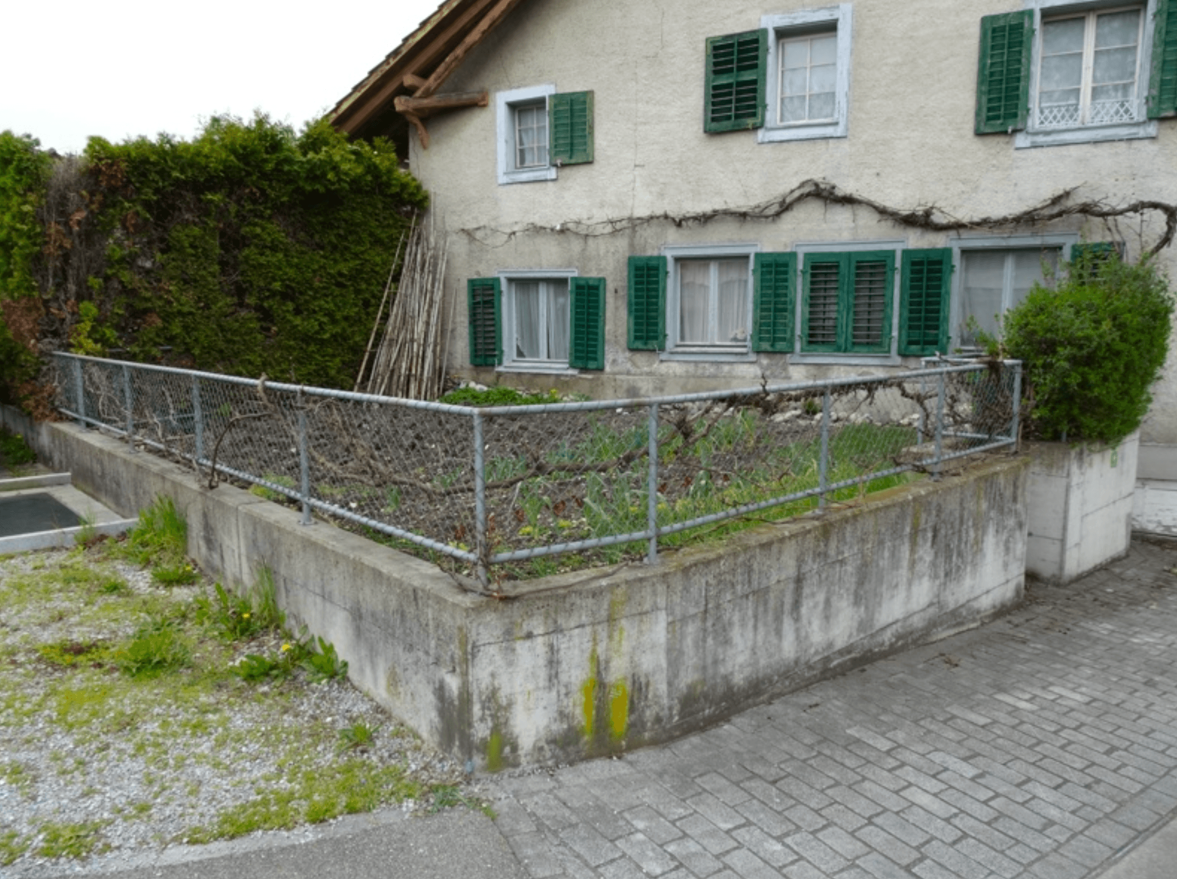 Property Inside Image perspectiv 2