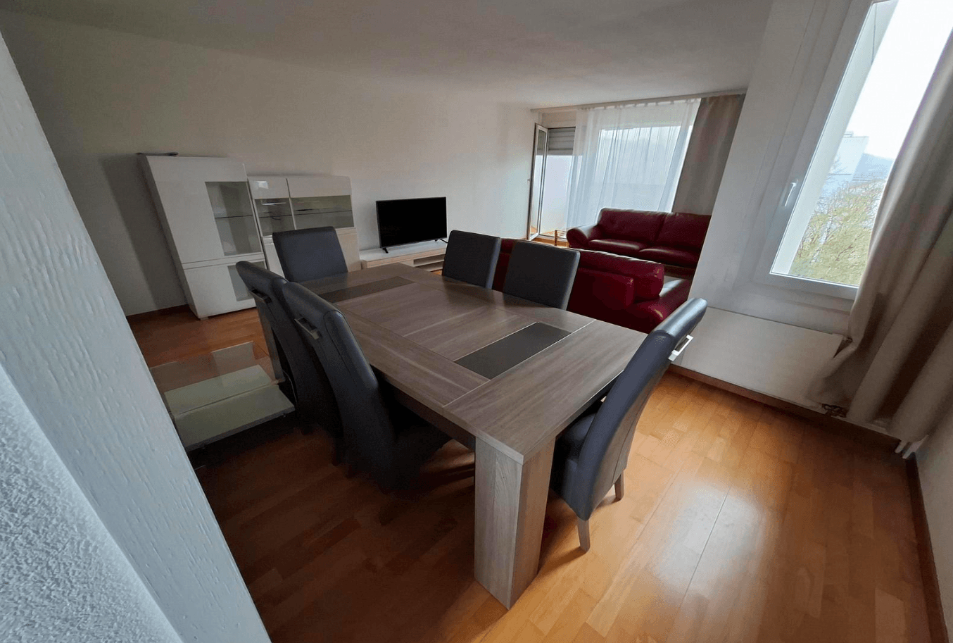 Property Inside Image perspectiv 2