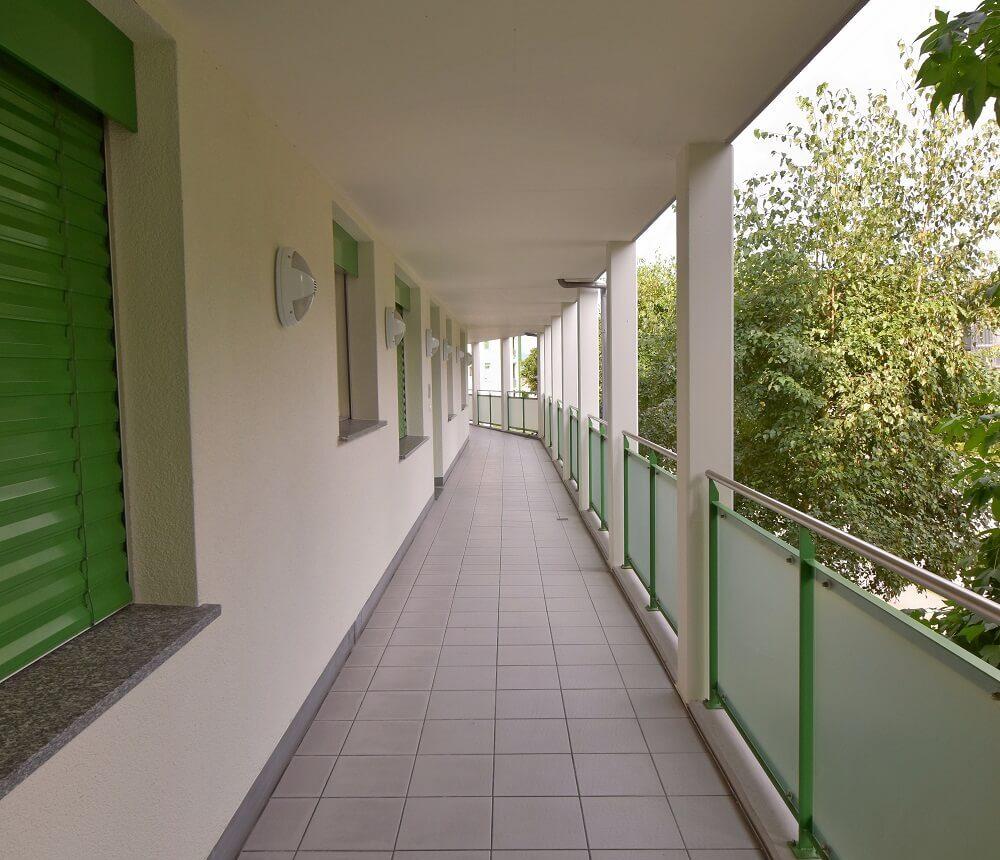 Property Inside Image perspectiv 3