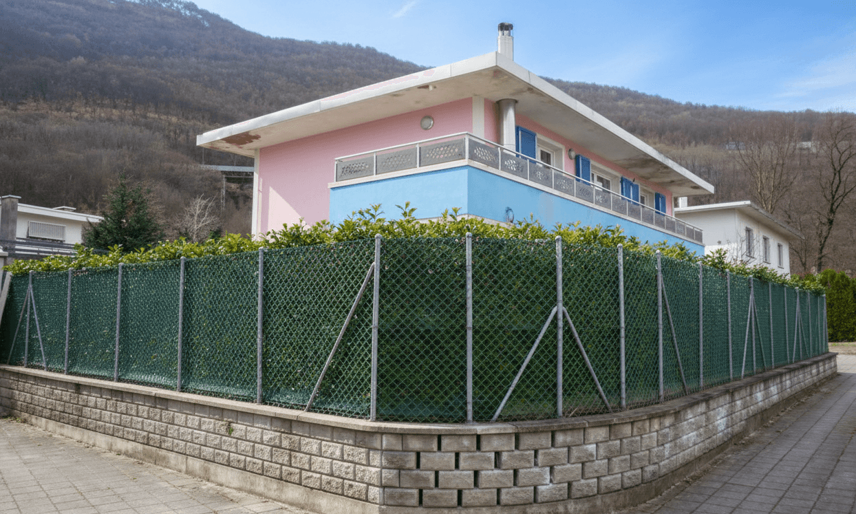 Property Inside Image perspectiv 1