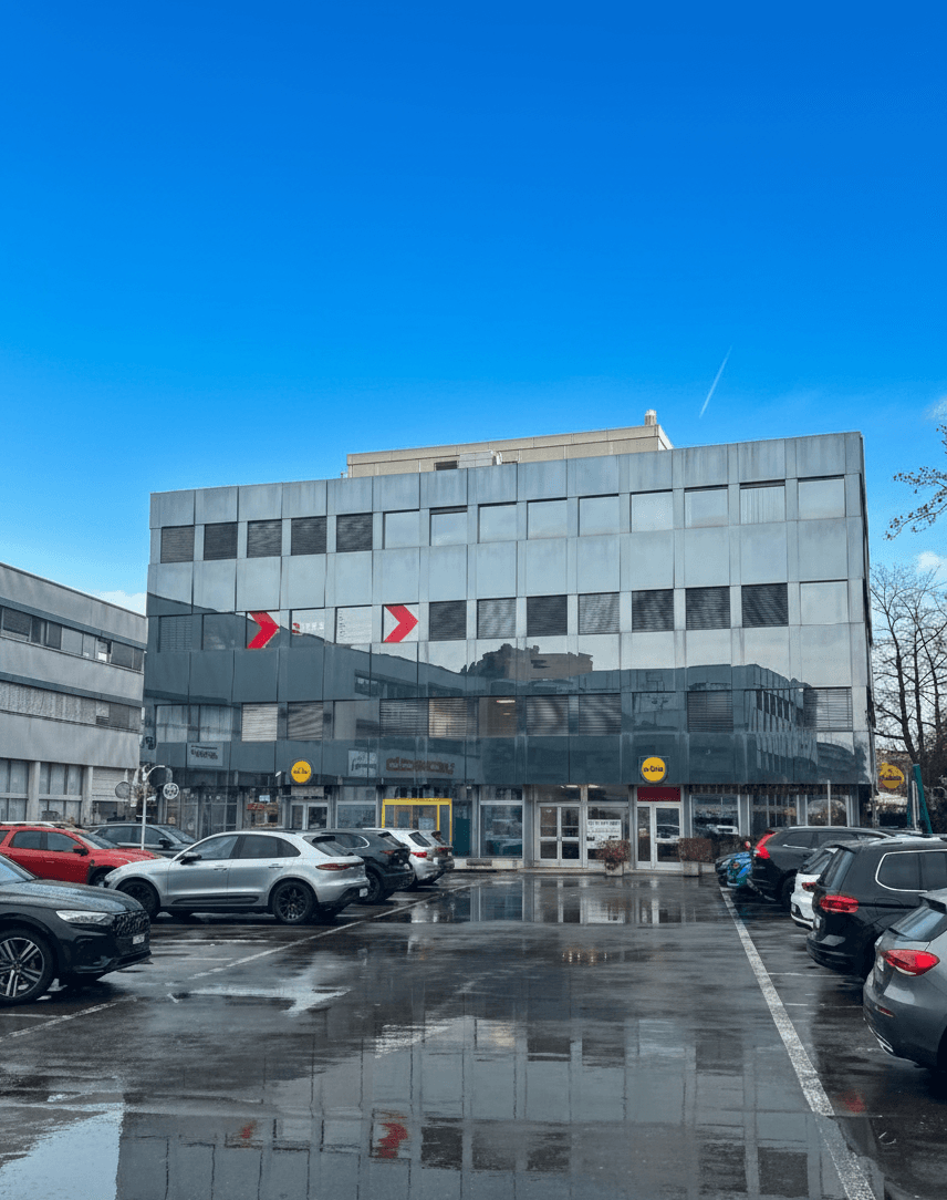 Property Inside Image perspectiv 1