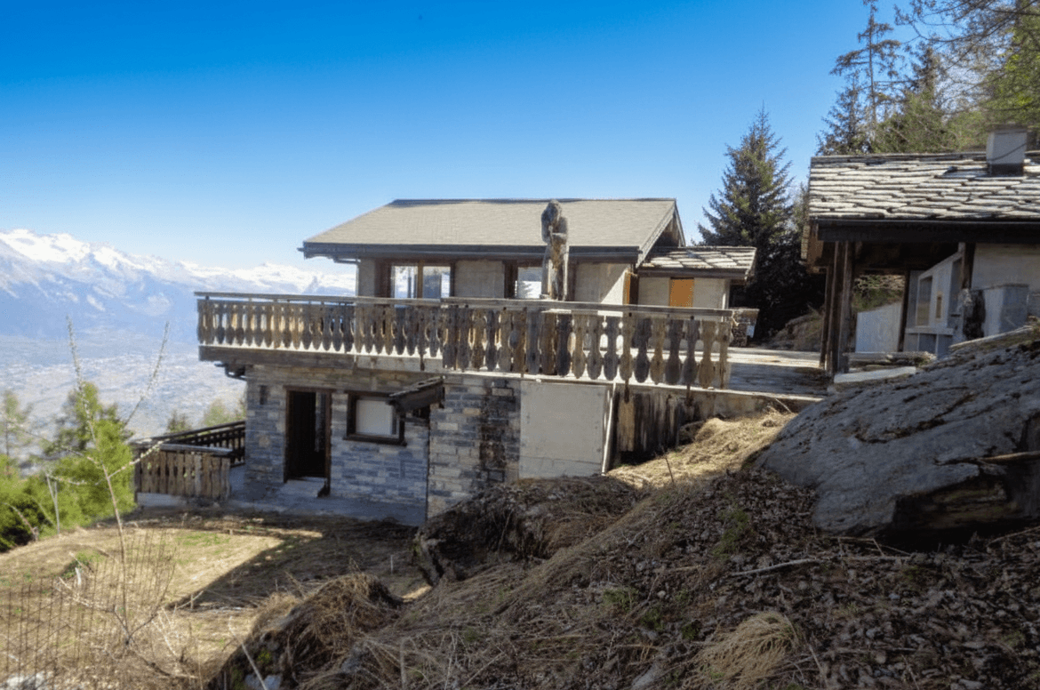 Property Outside Image