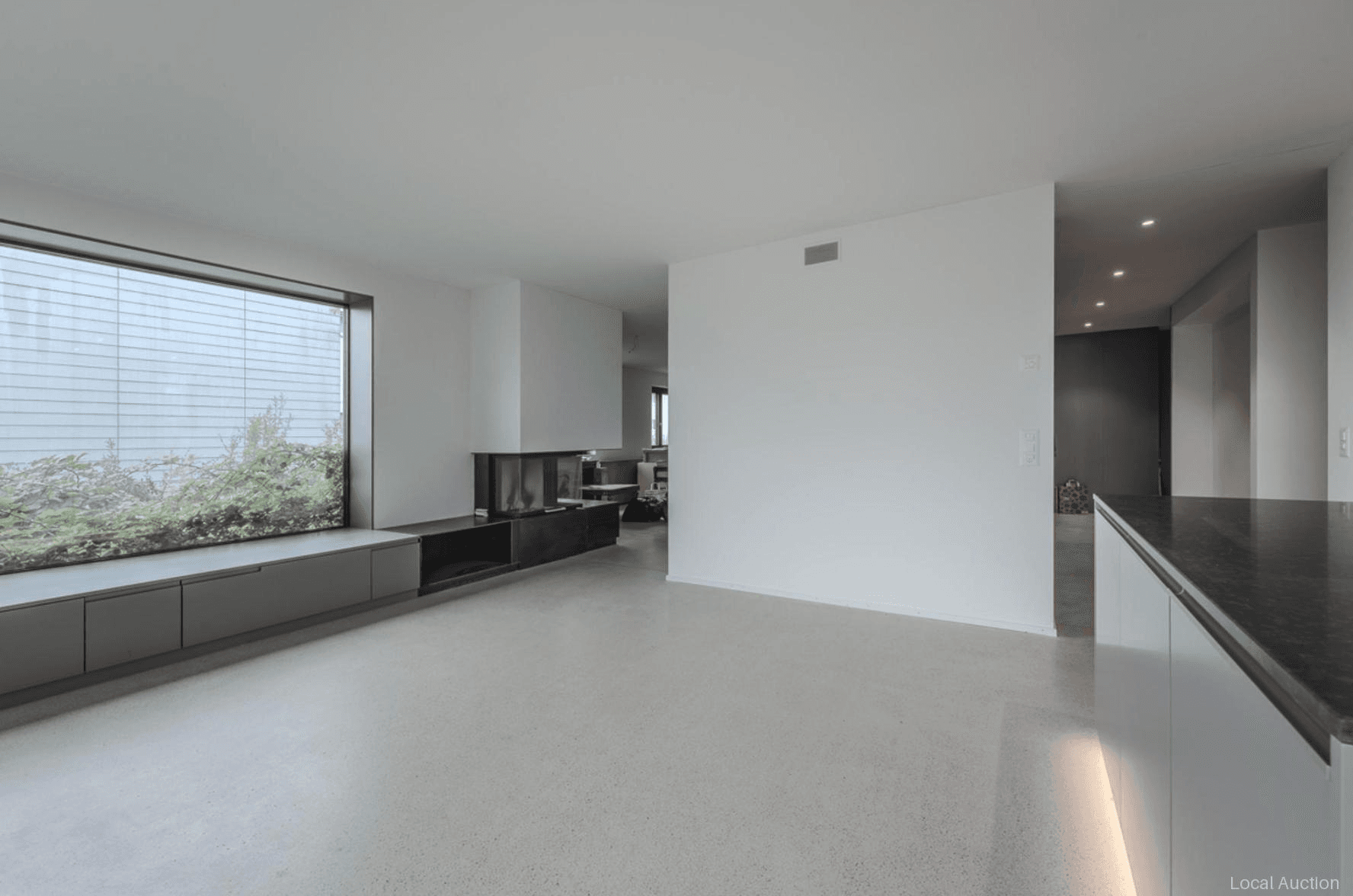 Property Inside Image perspectiv 4