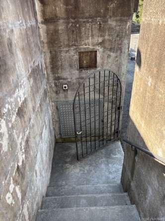 Property Inside Image perspectiv 4