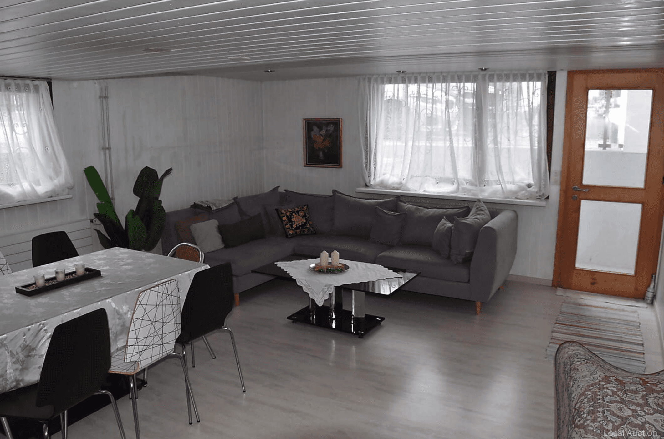 Property Inside Image perspectiv 4