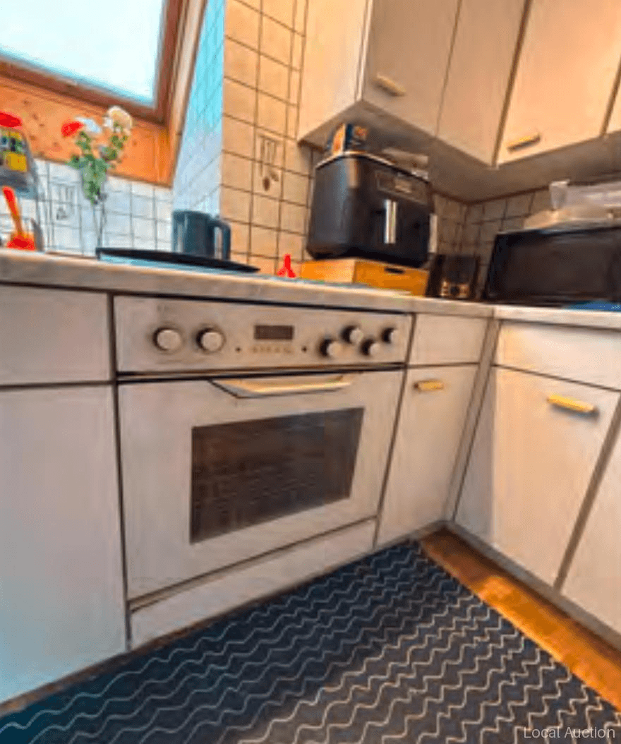 Property Inside Image perspectiv 3