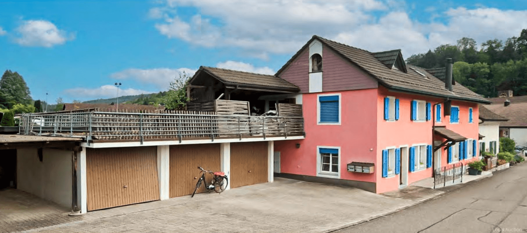 Property Inside Image perspectiv 2