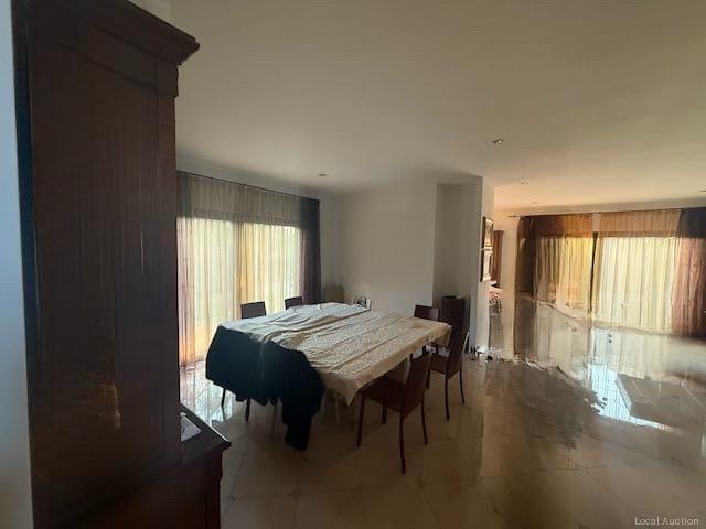 Property Inside Image perspectiv 4