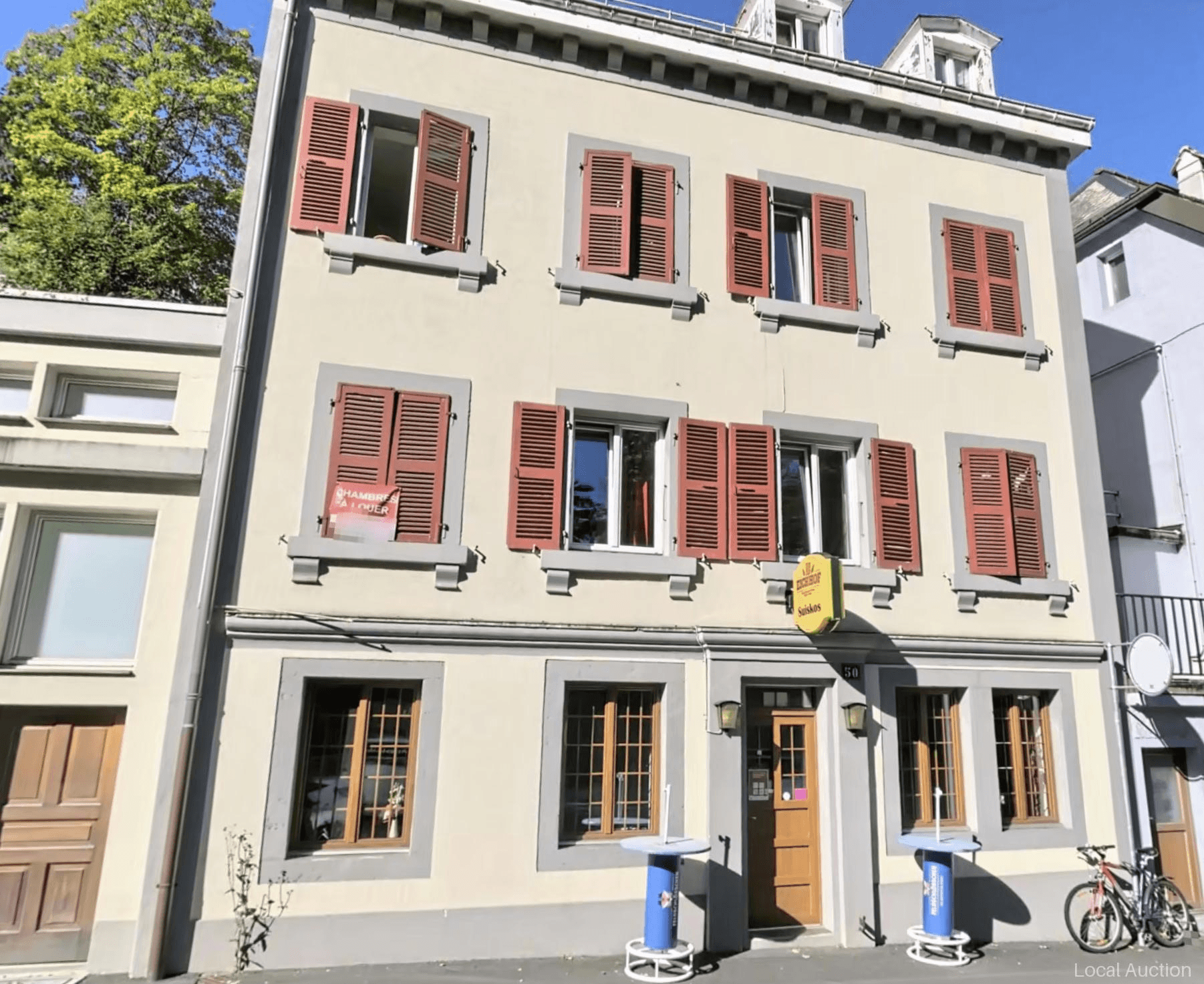 Property Inside Image perspectiv 1