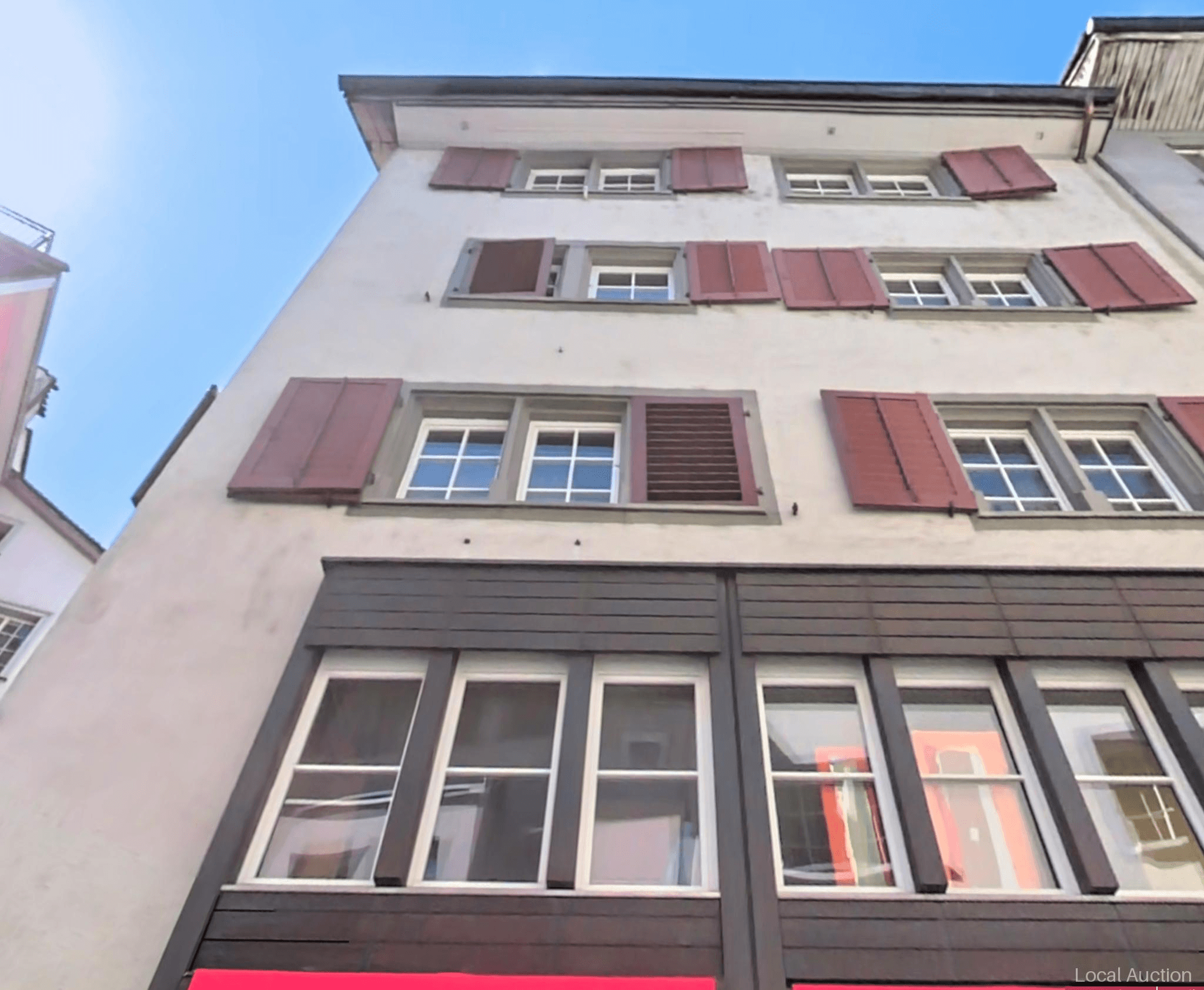 Property Inside Image perspectiv 2