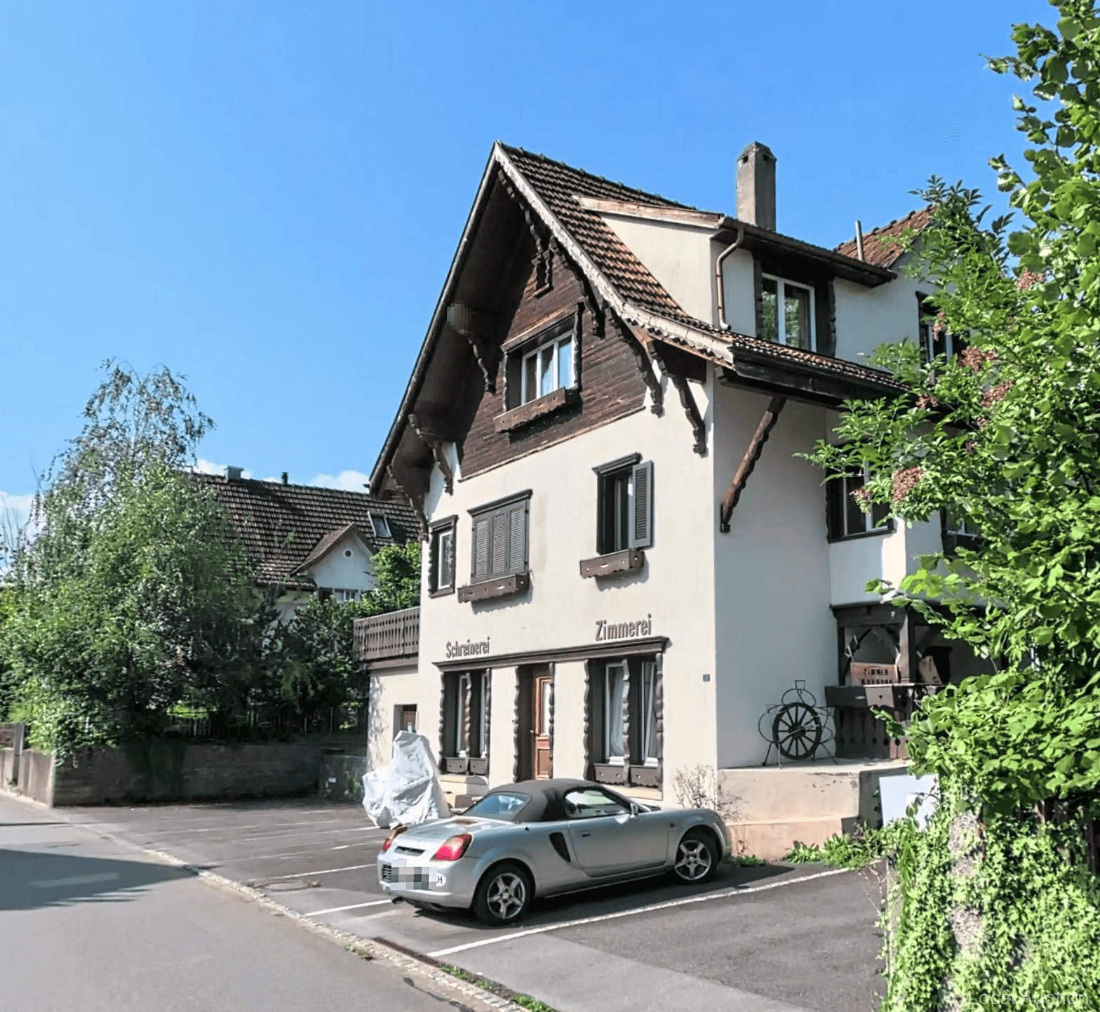 Property Inside Image perspectiv 3