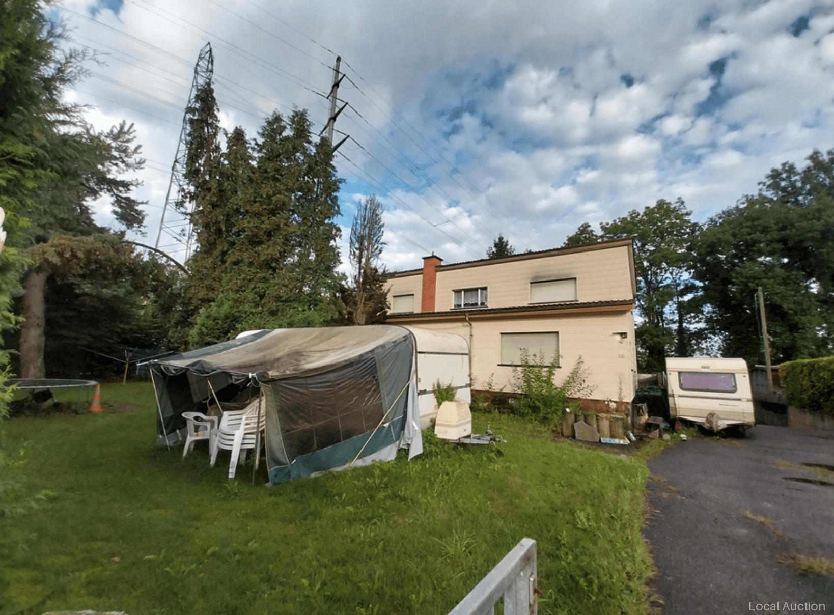 Property Inside Image perspectiv 1