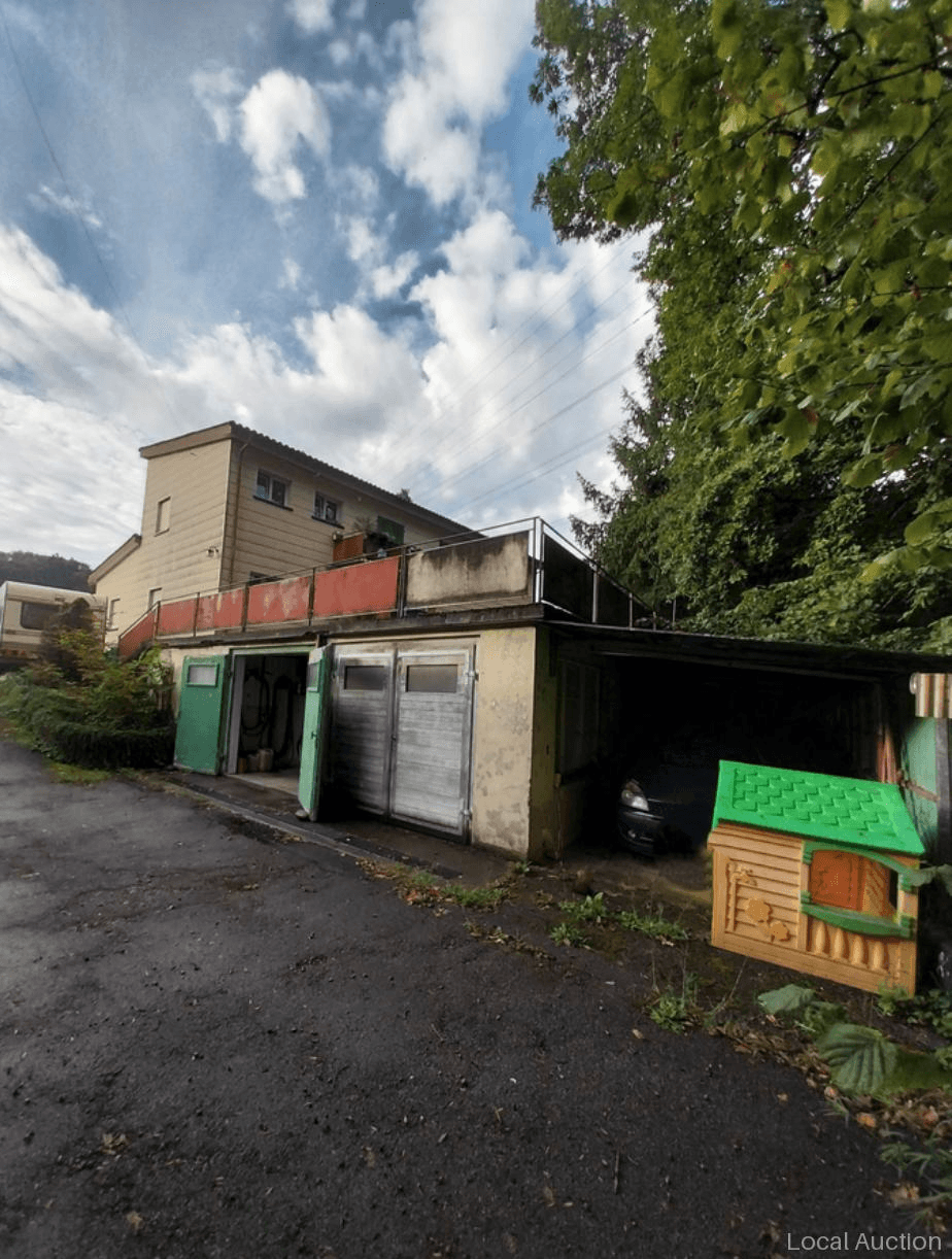 Property Inside Image perspectiv 3