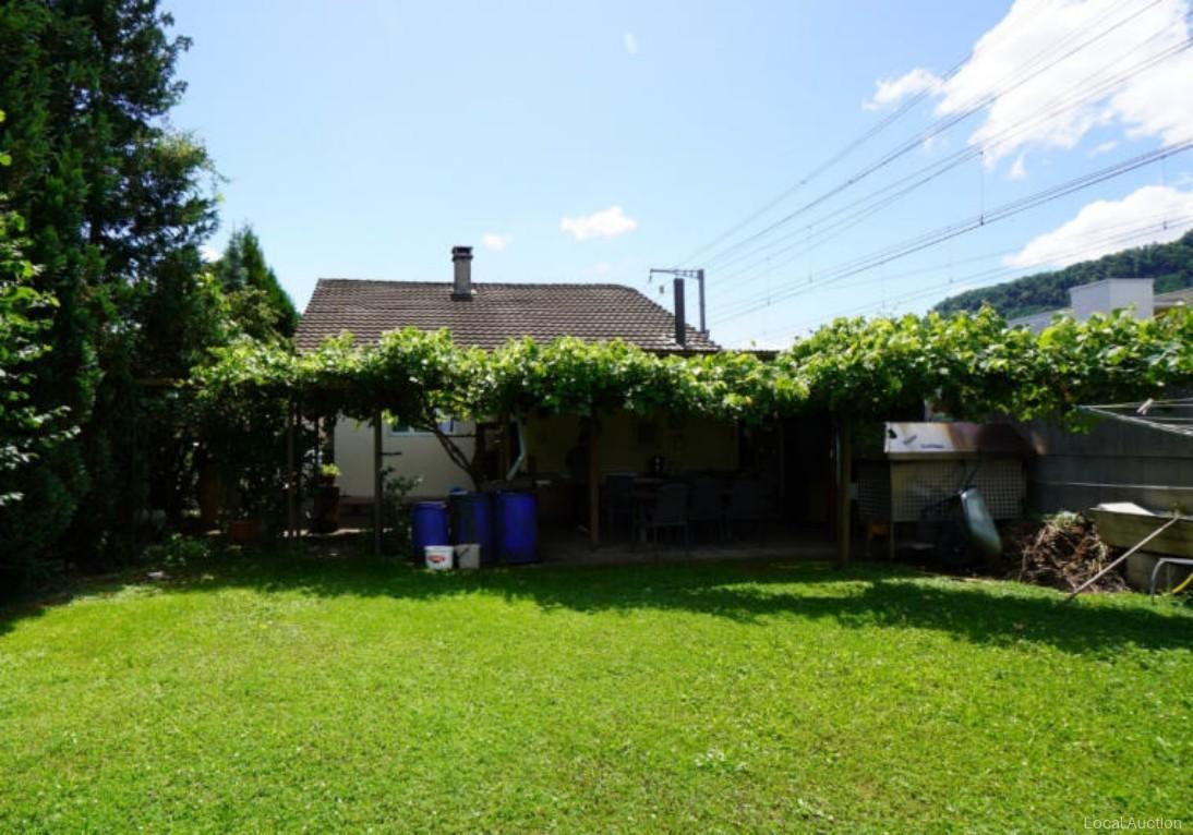 Property Inside Image perspectiv 1