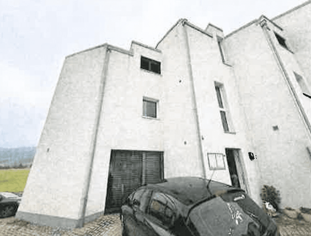 Property Inside Image perspectiv 1