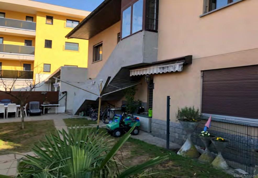 Property Inside Image perspectiv 4