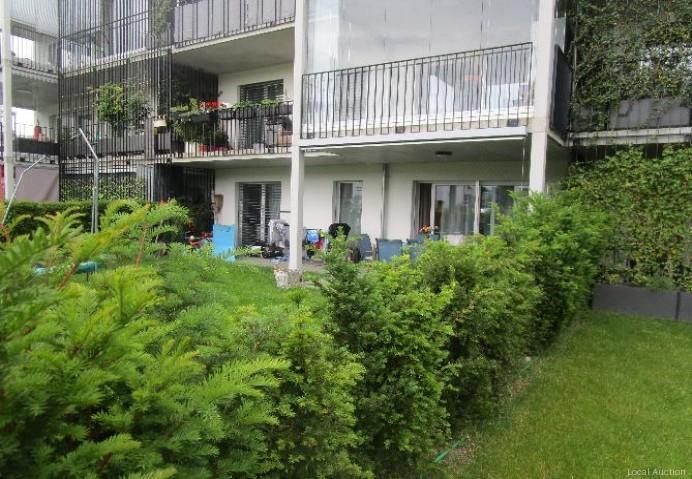 Property Inside Image perspectiv 4