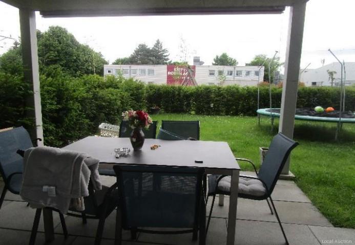 Property Inside Image perspectiv 3