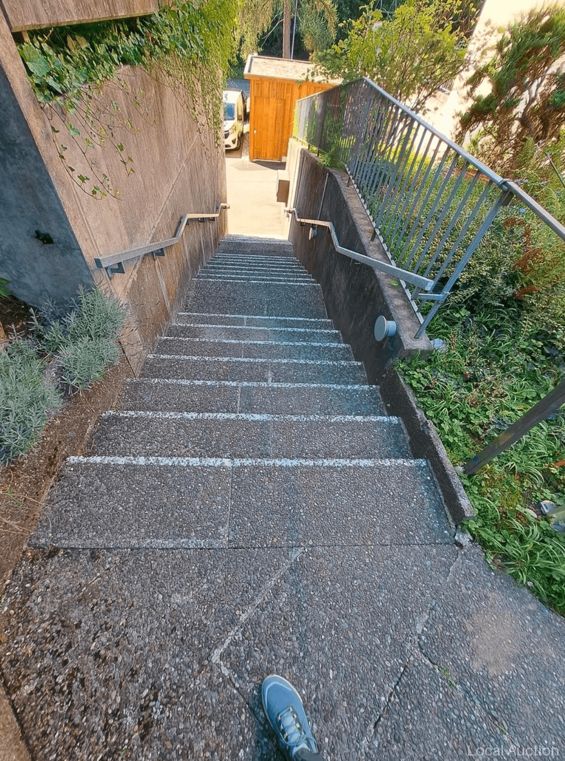 Property Inside Image perspectiv 4