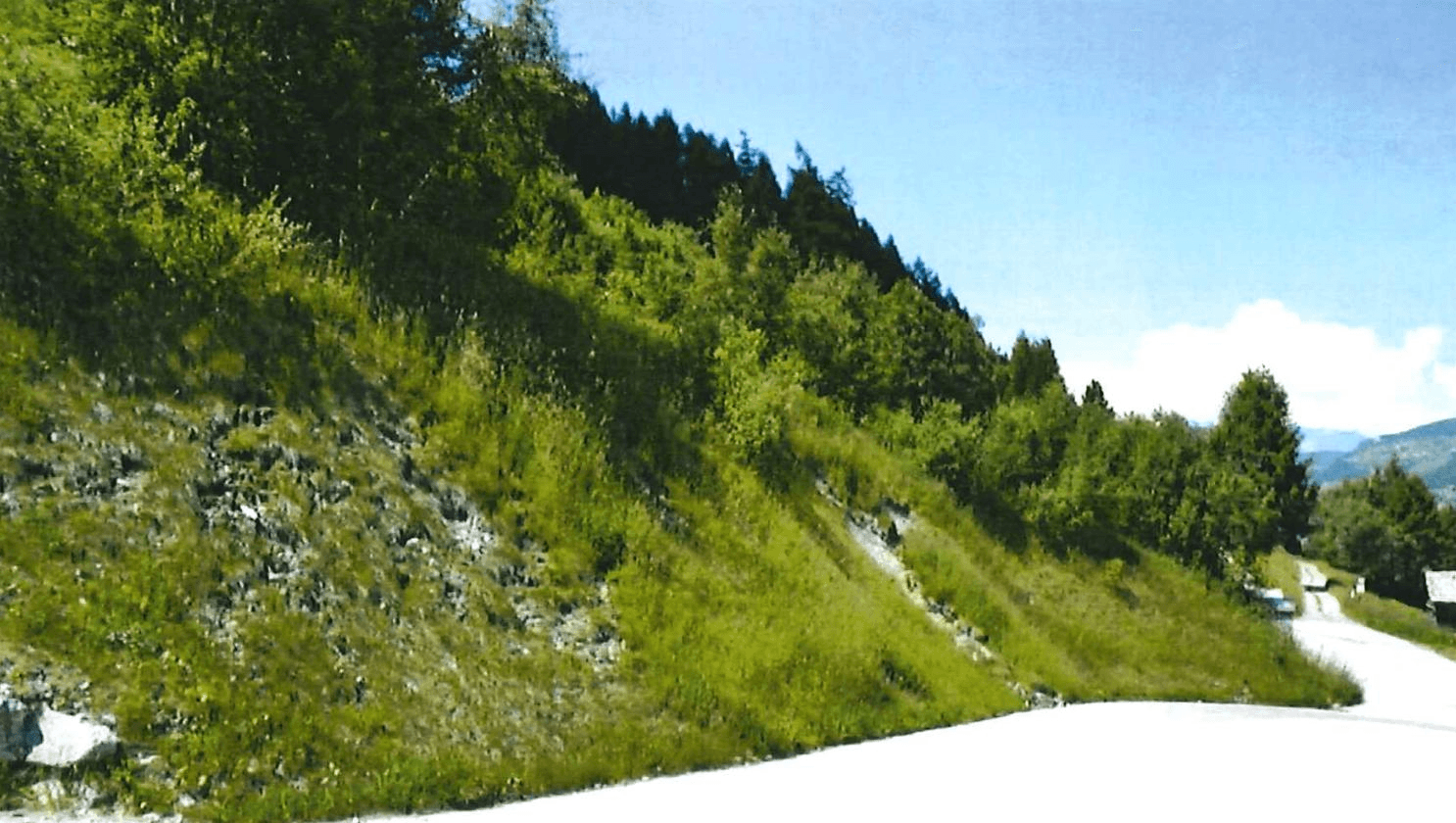 Property Inside Image perspectiv 4