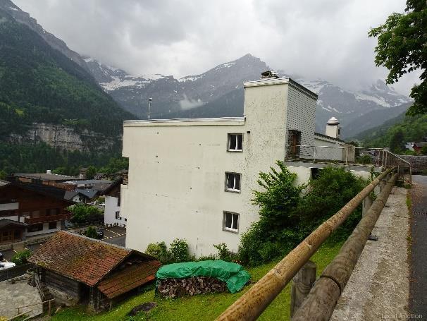 Property Inside Image perspectiv 3