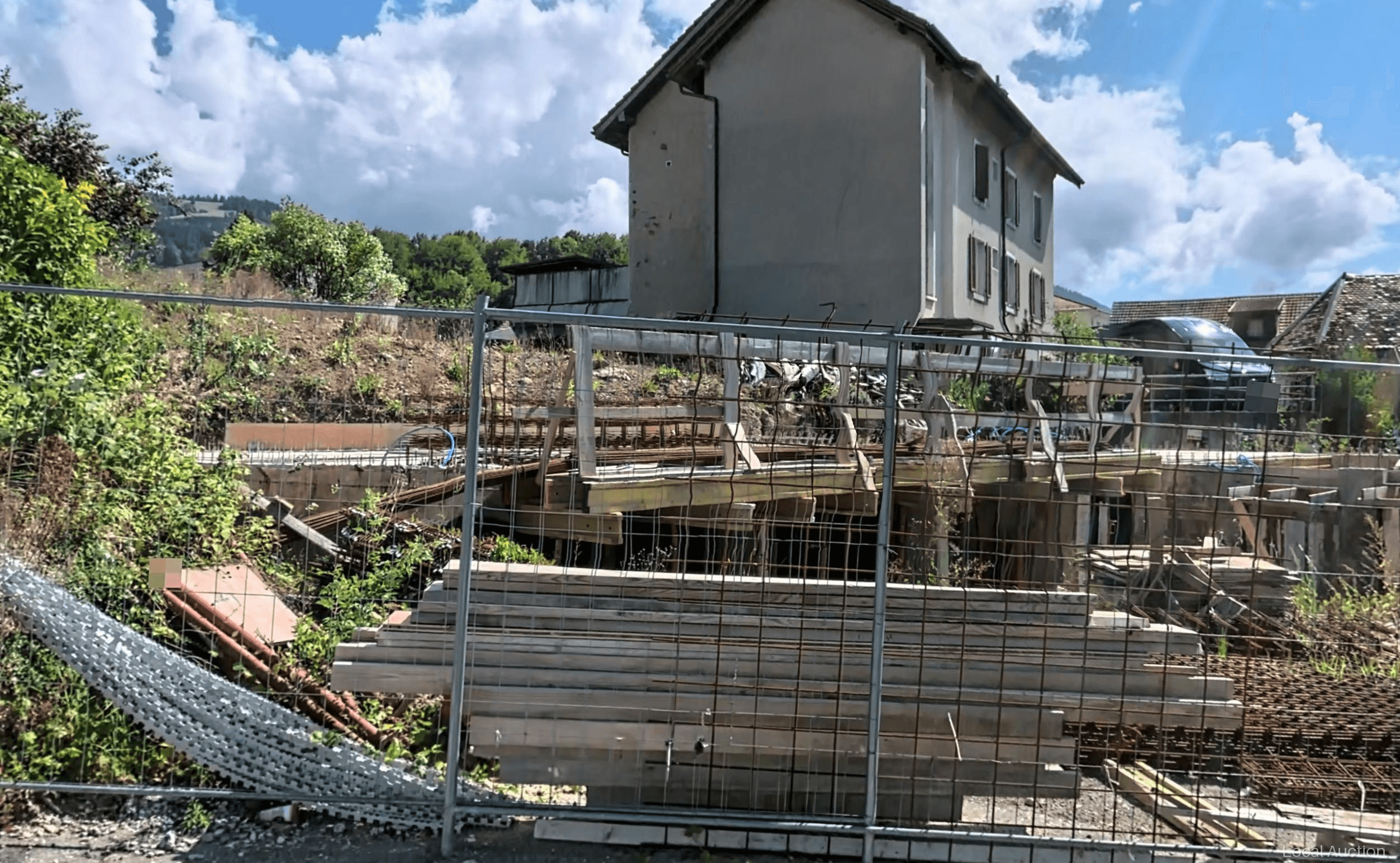 Property Inside Image perspectiv 1