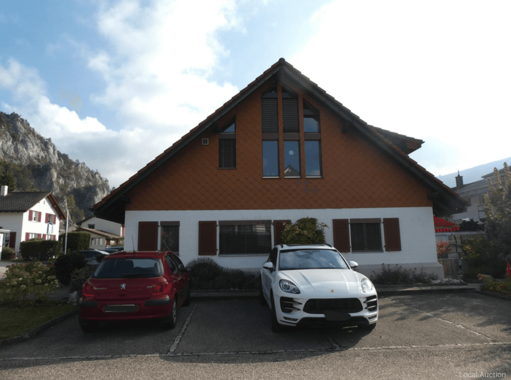 Property Inside Image perspectiv 3