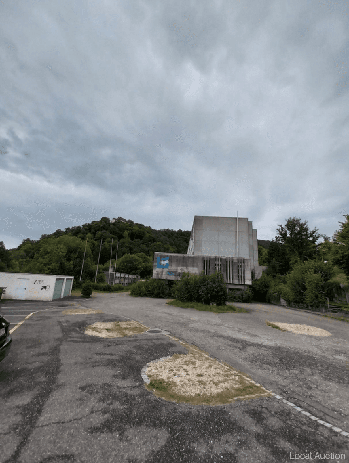 Property Inside Image perspectiv 1