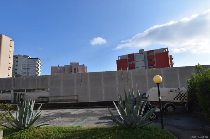 Property Inside Image perspectiv 3