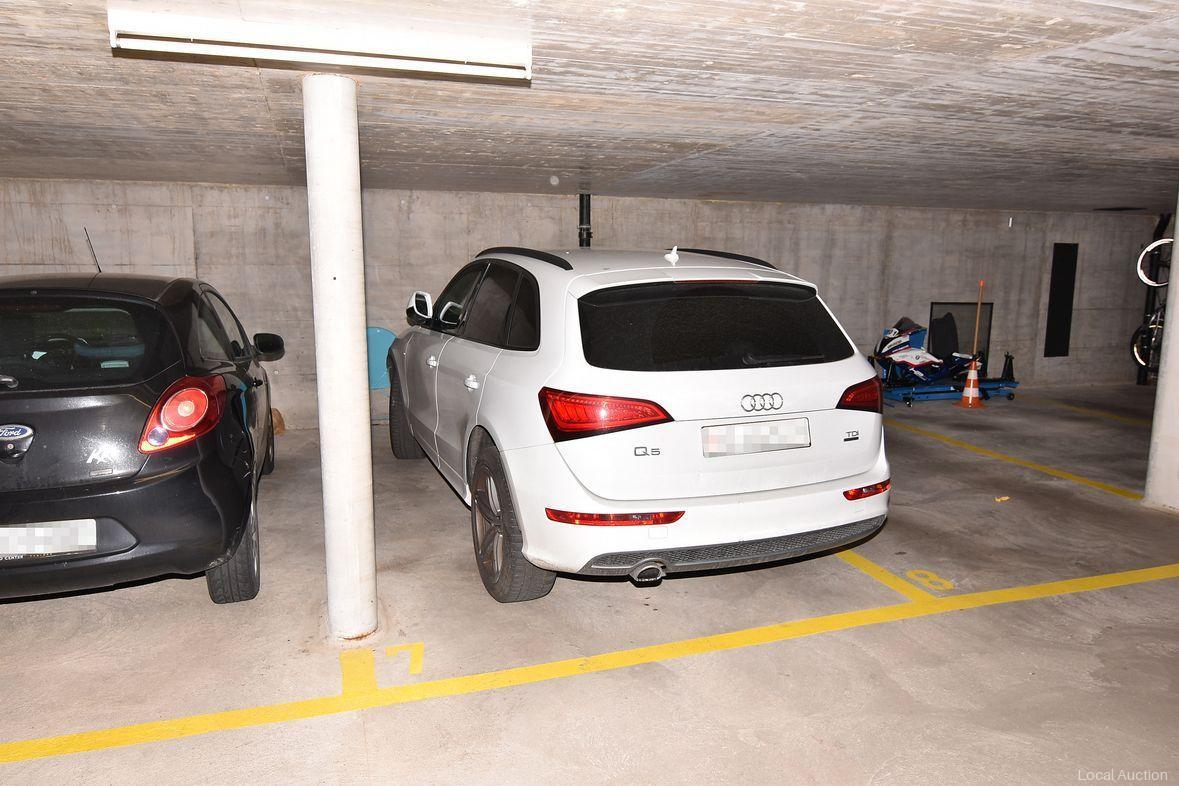 Property Inside Image perspectiv 3