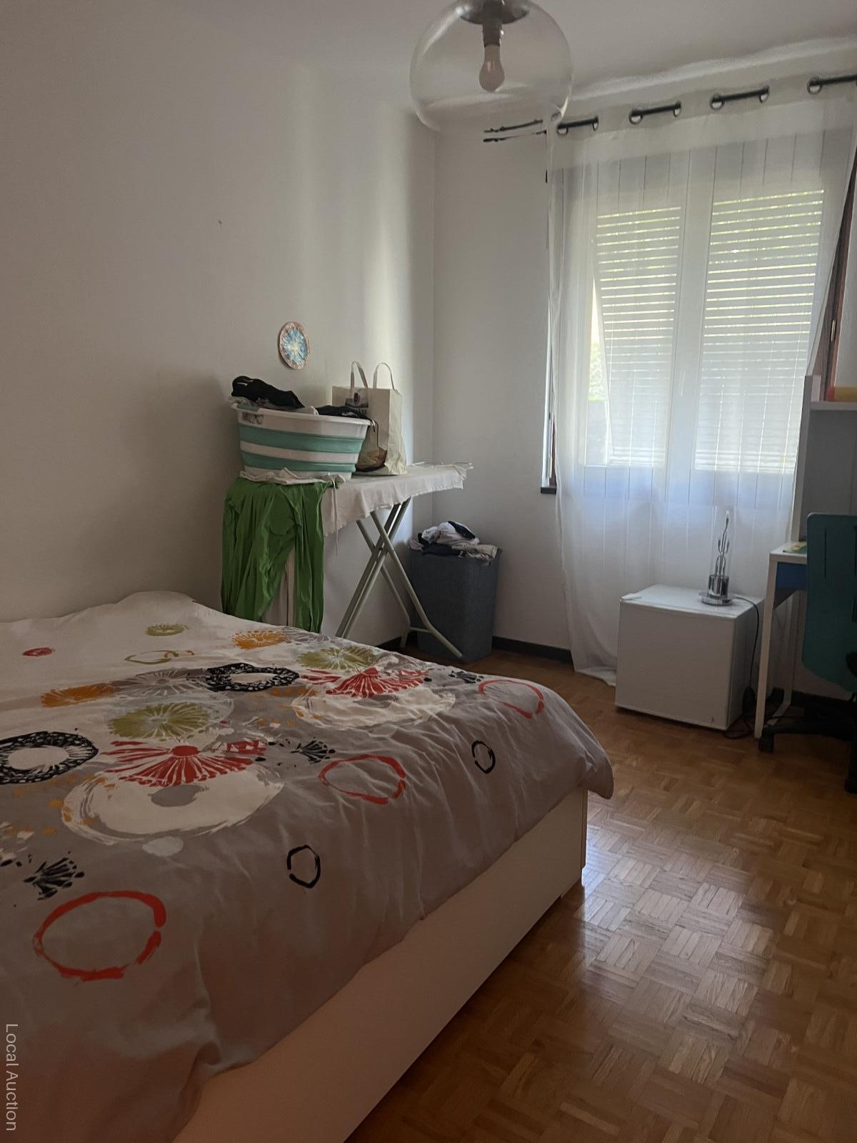 Property Inside Image perspectiv 3