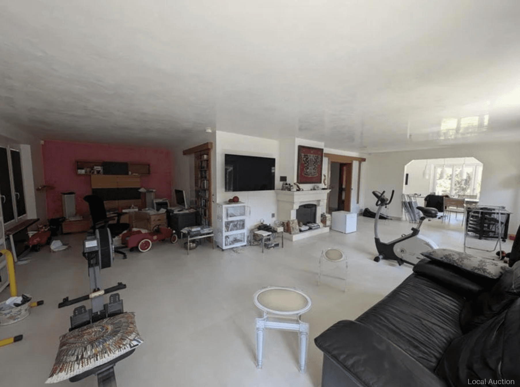 Property Inside Image perspectiv 4