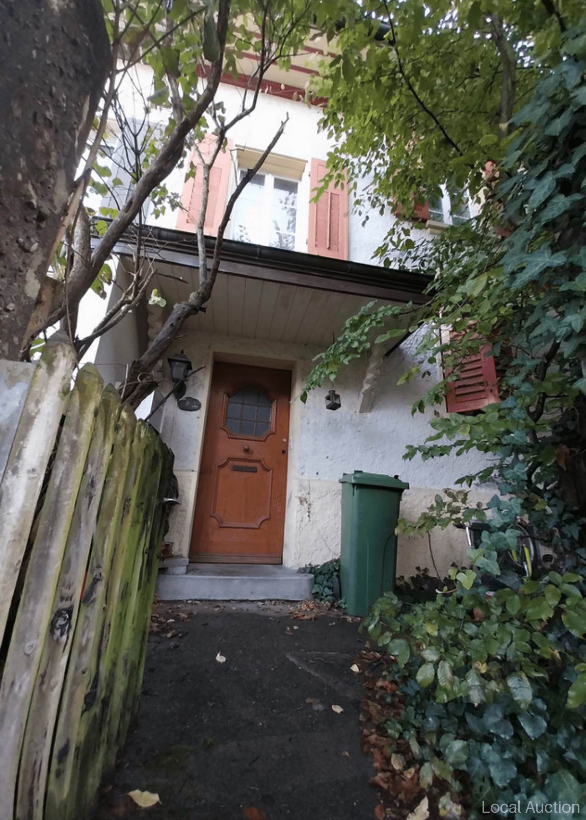 Property Inside Image perspectiv 1