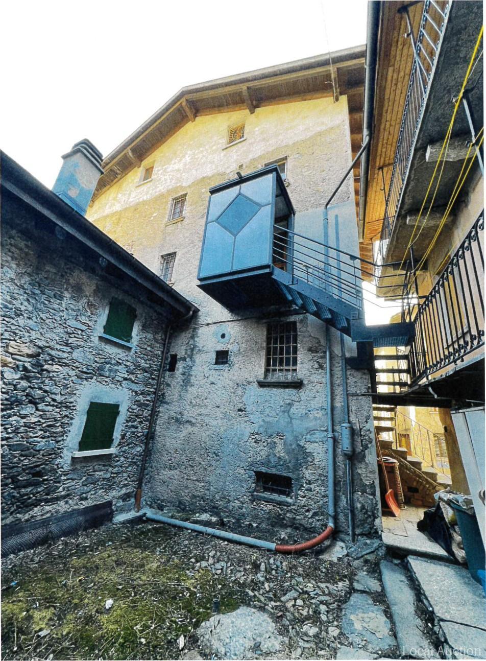 Property Inside Image perspectiv 1