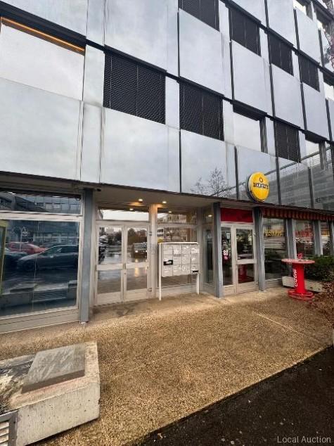 Property Inside Image perspectiv 2