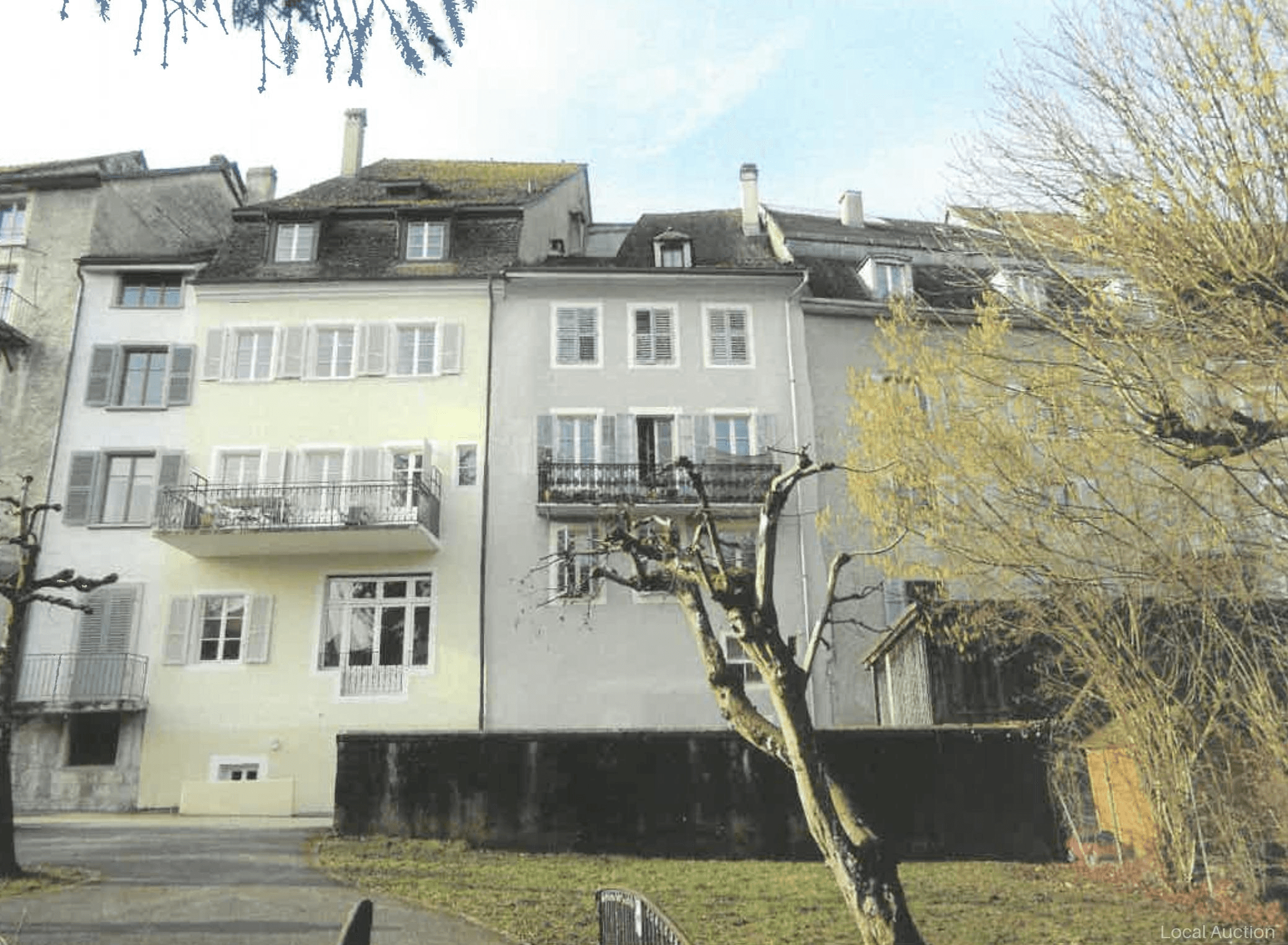 Property Inside Image perspectiv 1