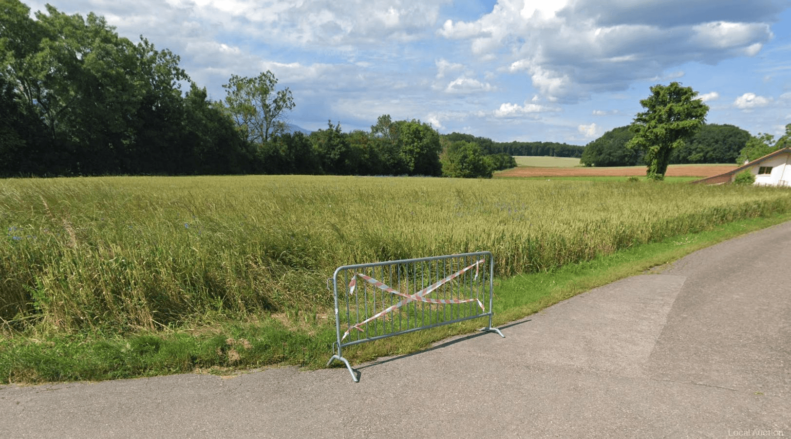 Property Inside Image perspectiv 1