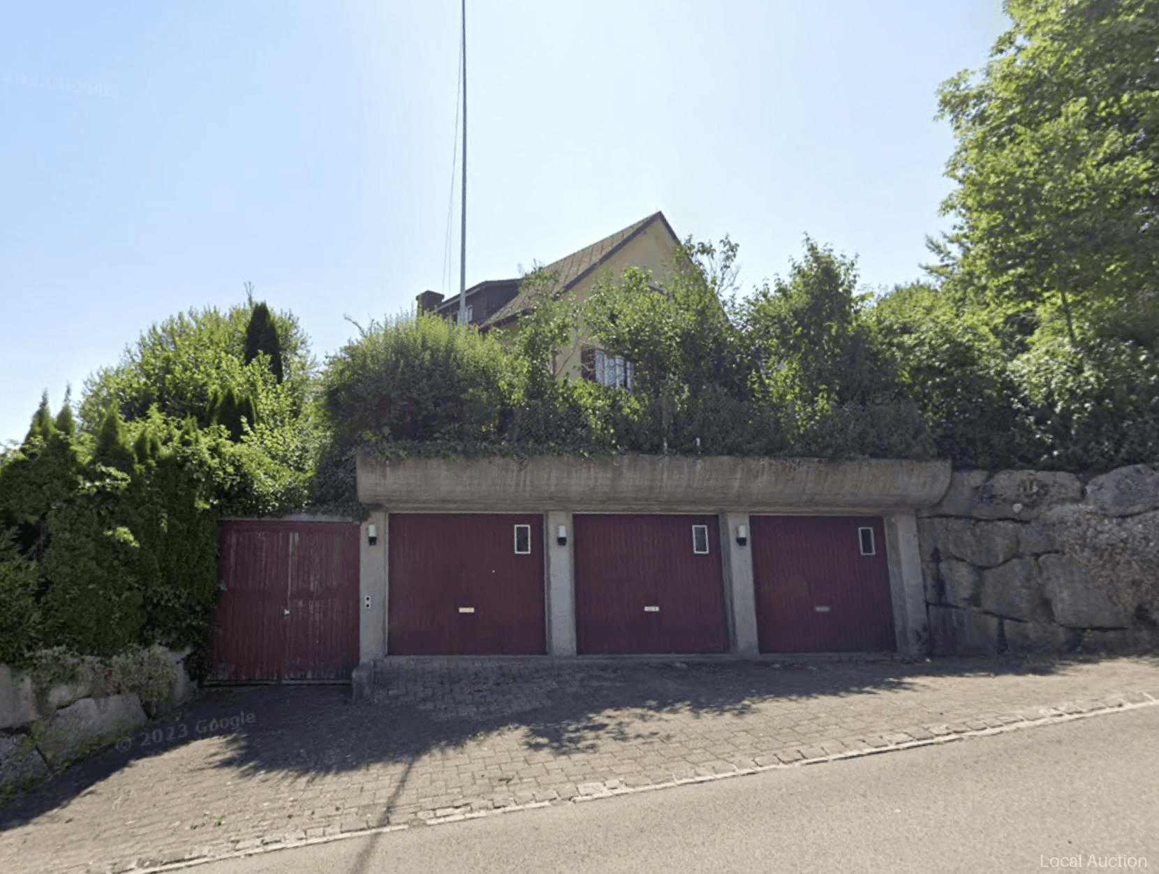 Property Inside Image perspectiv 2