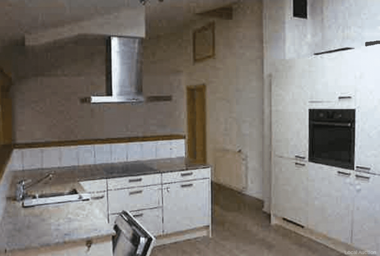 Property Inside Image perspectiv 4