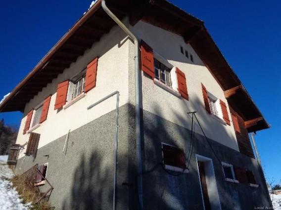 Property Inside Image perspectiv 3