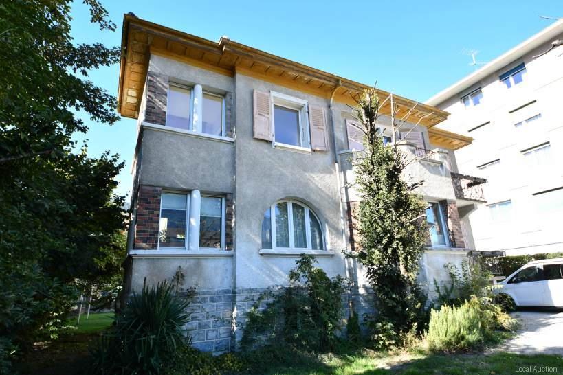 Property Outside Image