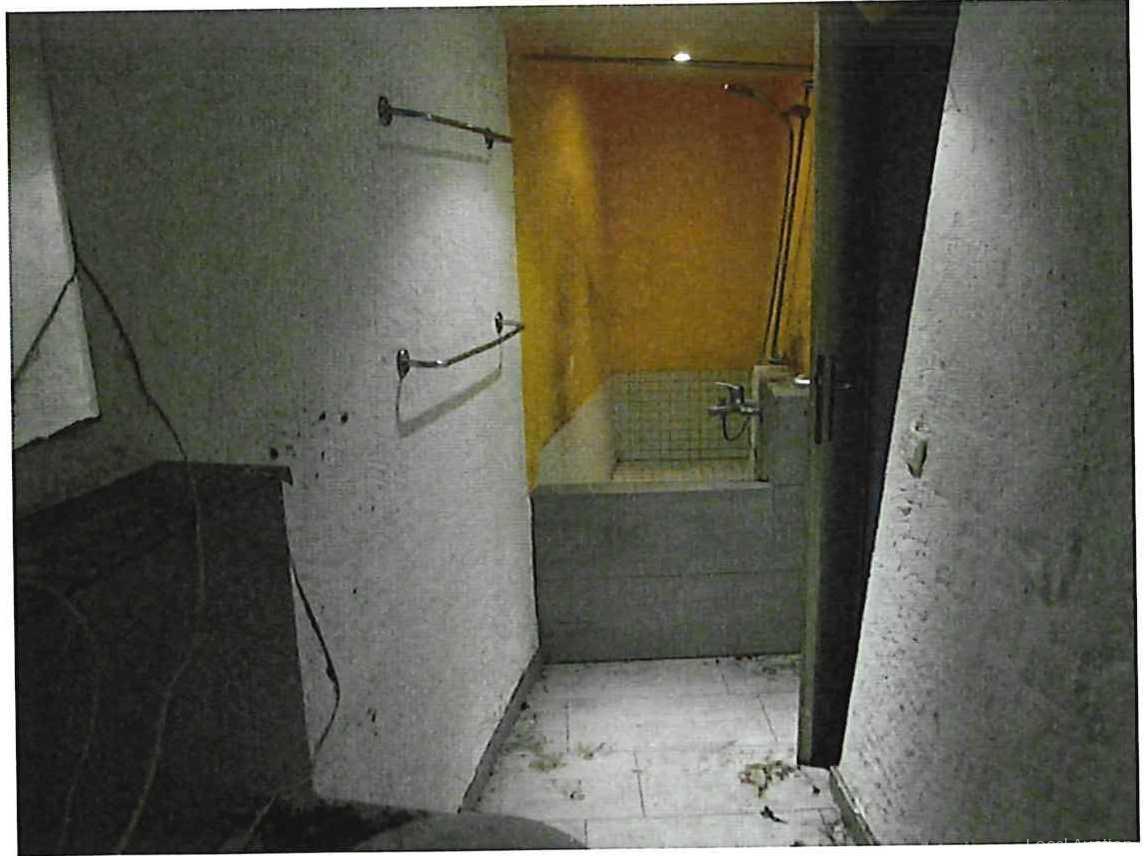 Property Inside Image perspectiv 4