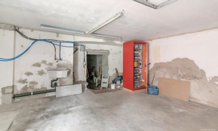 Property Inside Image perspectiv 2