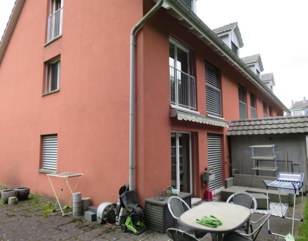 Property Inside Image perspectiv 1