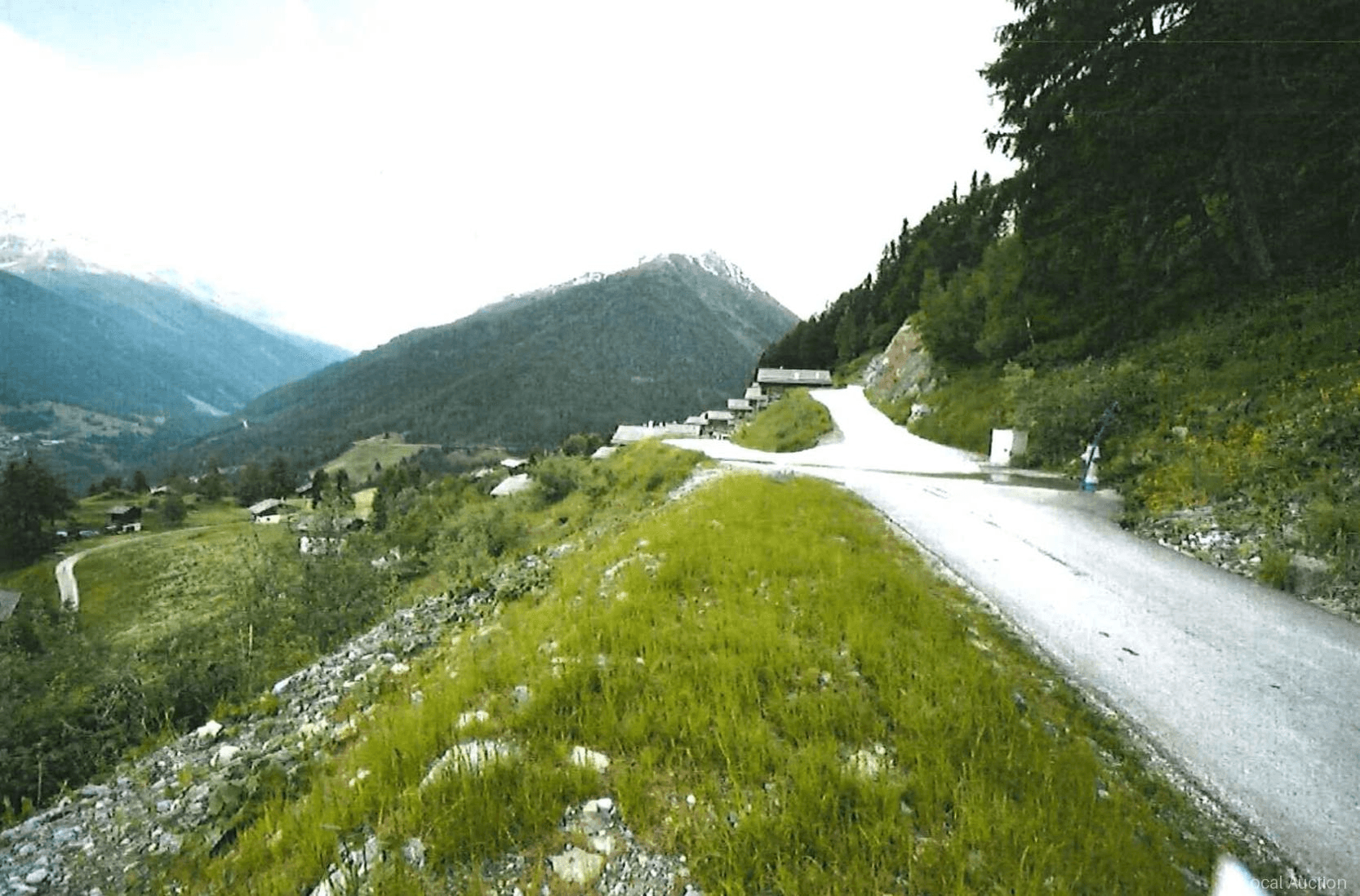 Property Inside Image perspectiv 4