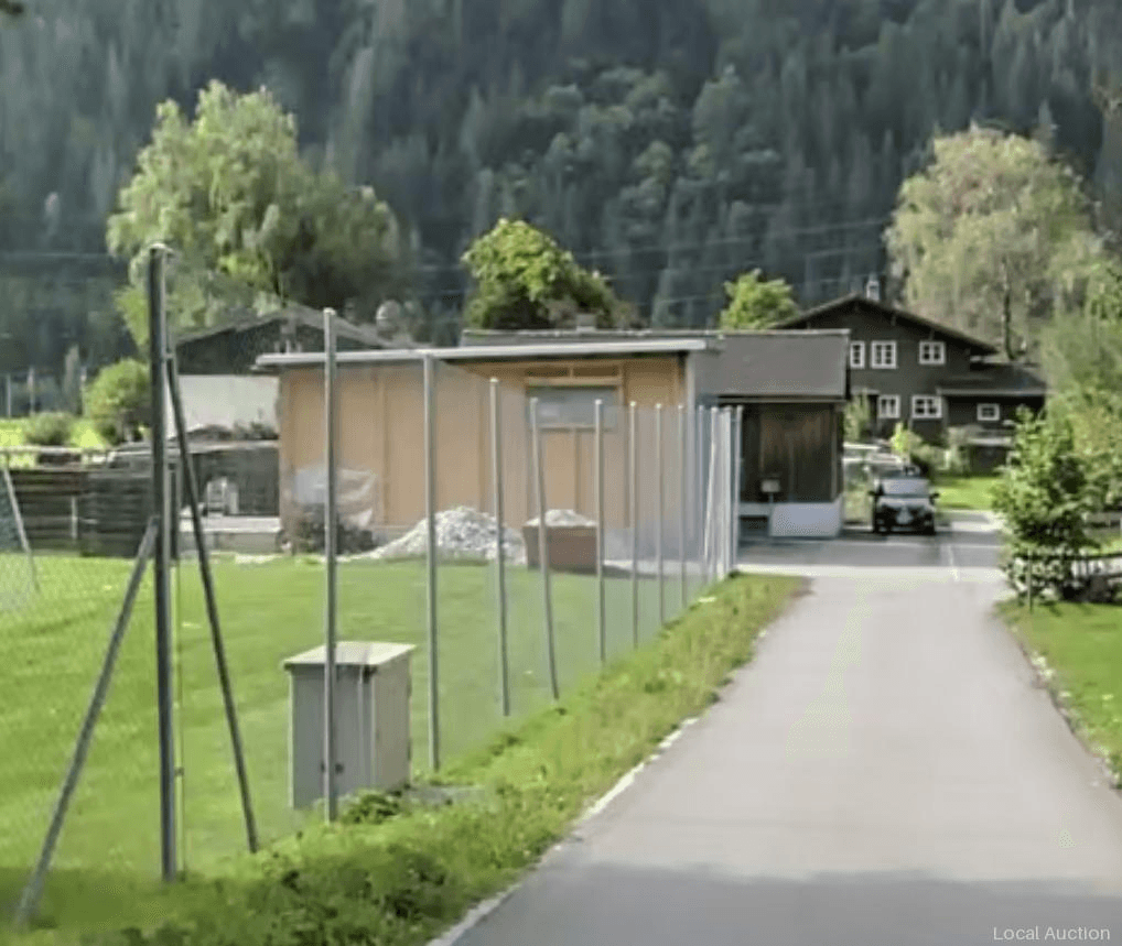 Property Inside Image perspectiv 1