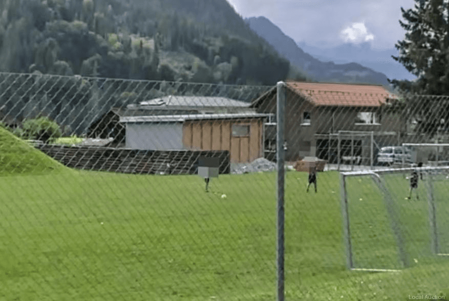 Property Inside Image perspectiv 2